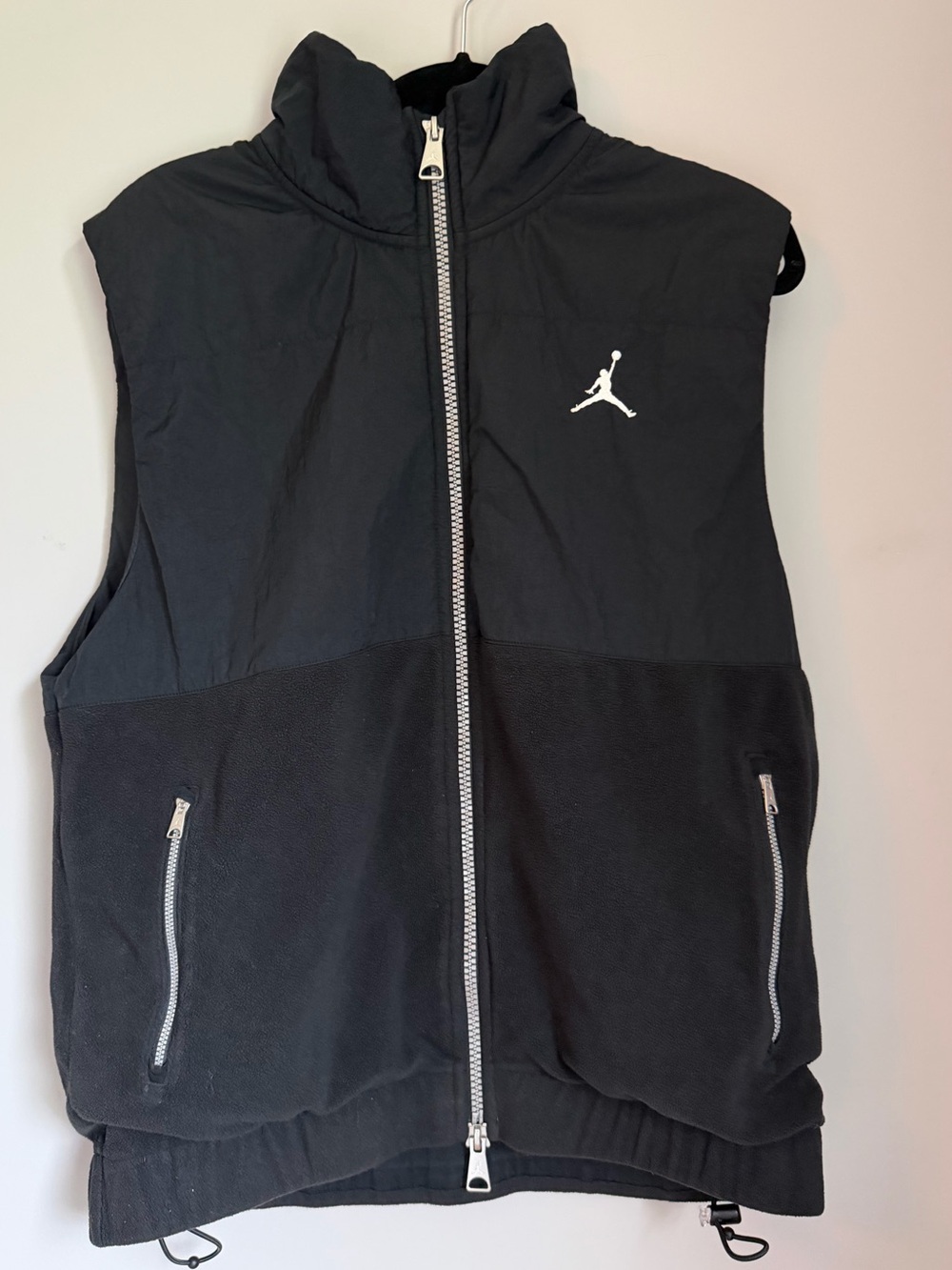 Air Jordan Men’s mixed Fleece vest size small